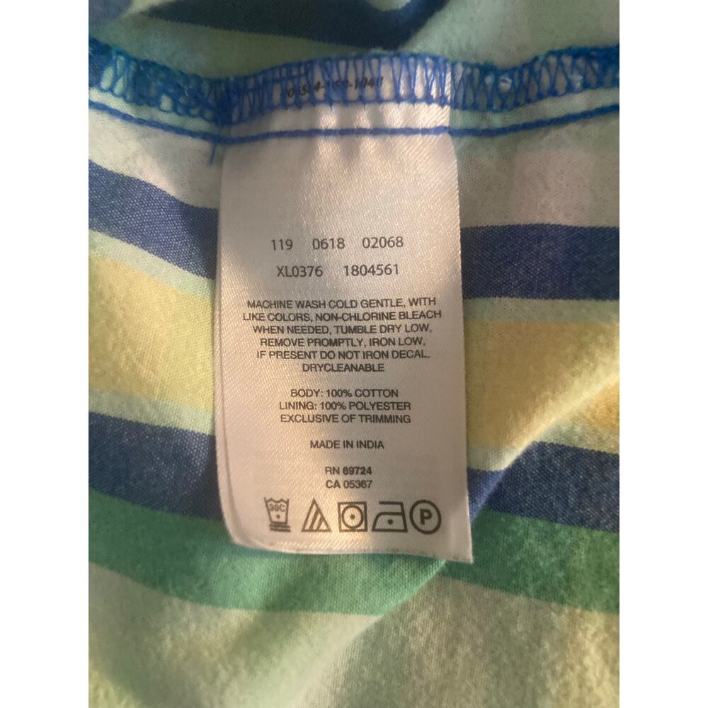 Columbia green and blue plaid sleeveless button front ladies top - Picture 10 of 10